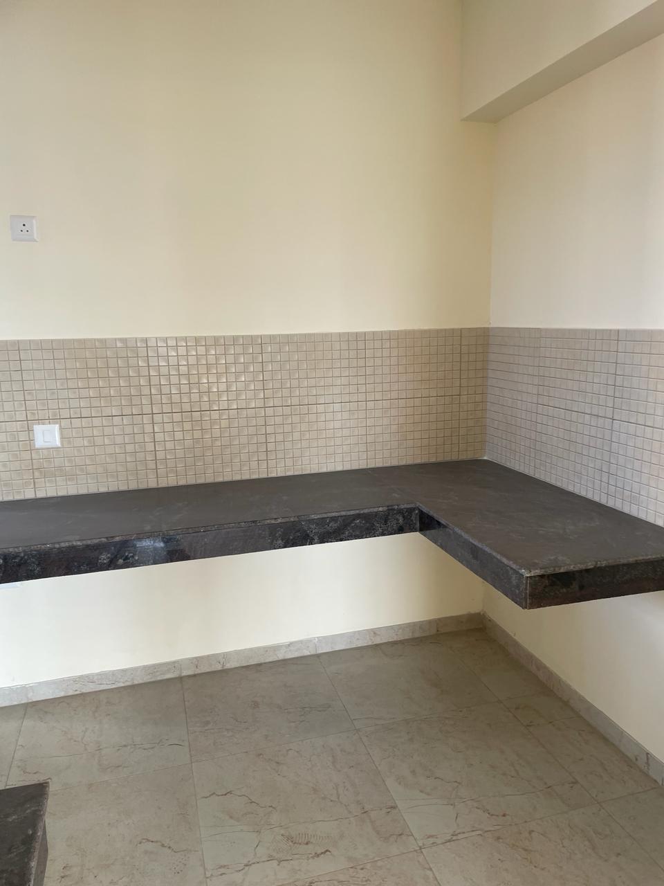 3 BHK Flats for Resale in Experion Capital, Vibhuti Khand: Luxury Living in Lucknow
