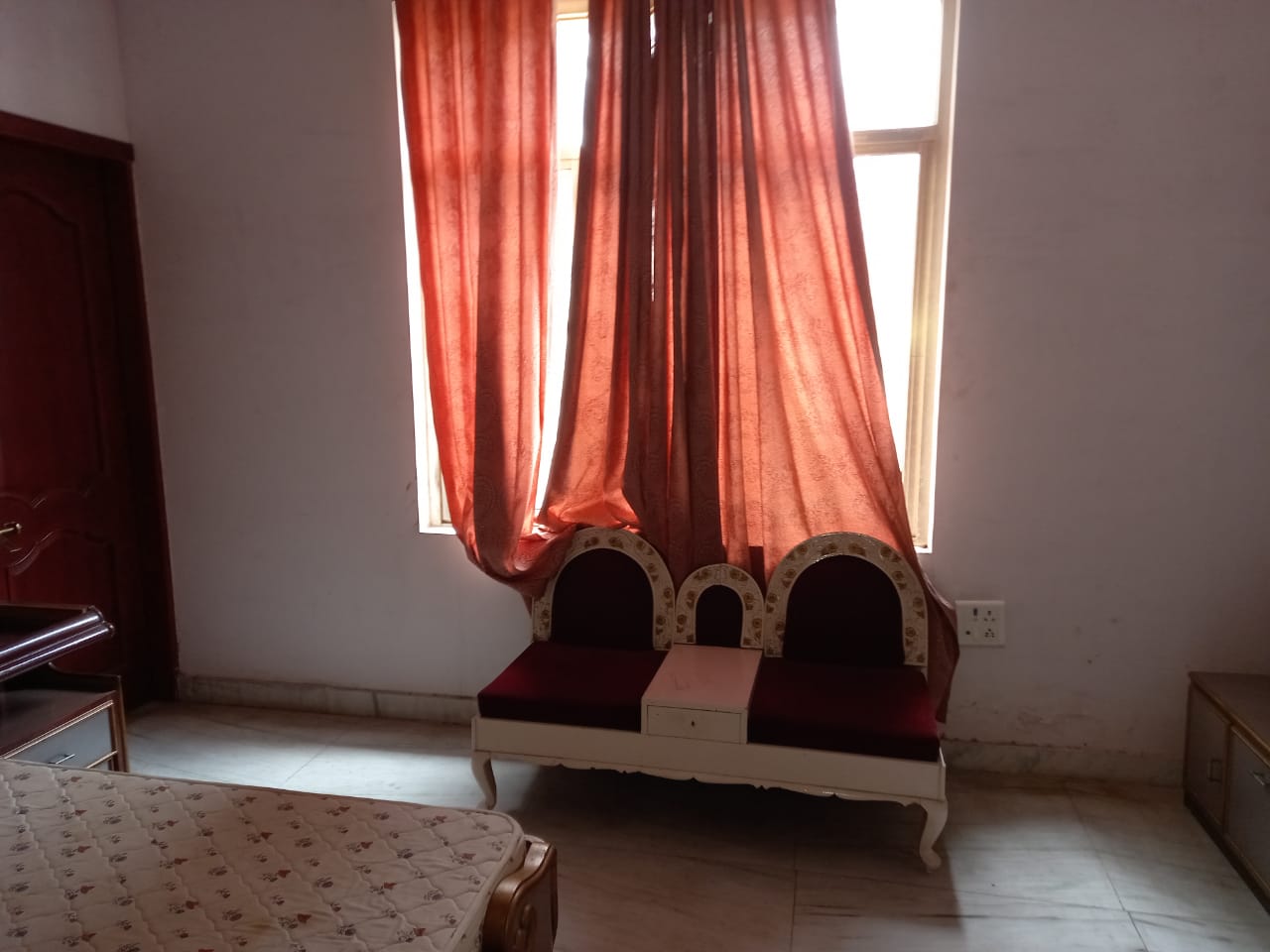 3 BHK Flat for Sale in Nishatganj, Lucknow 2025