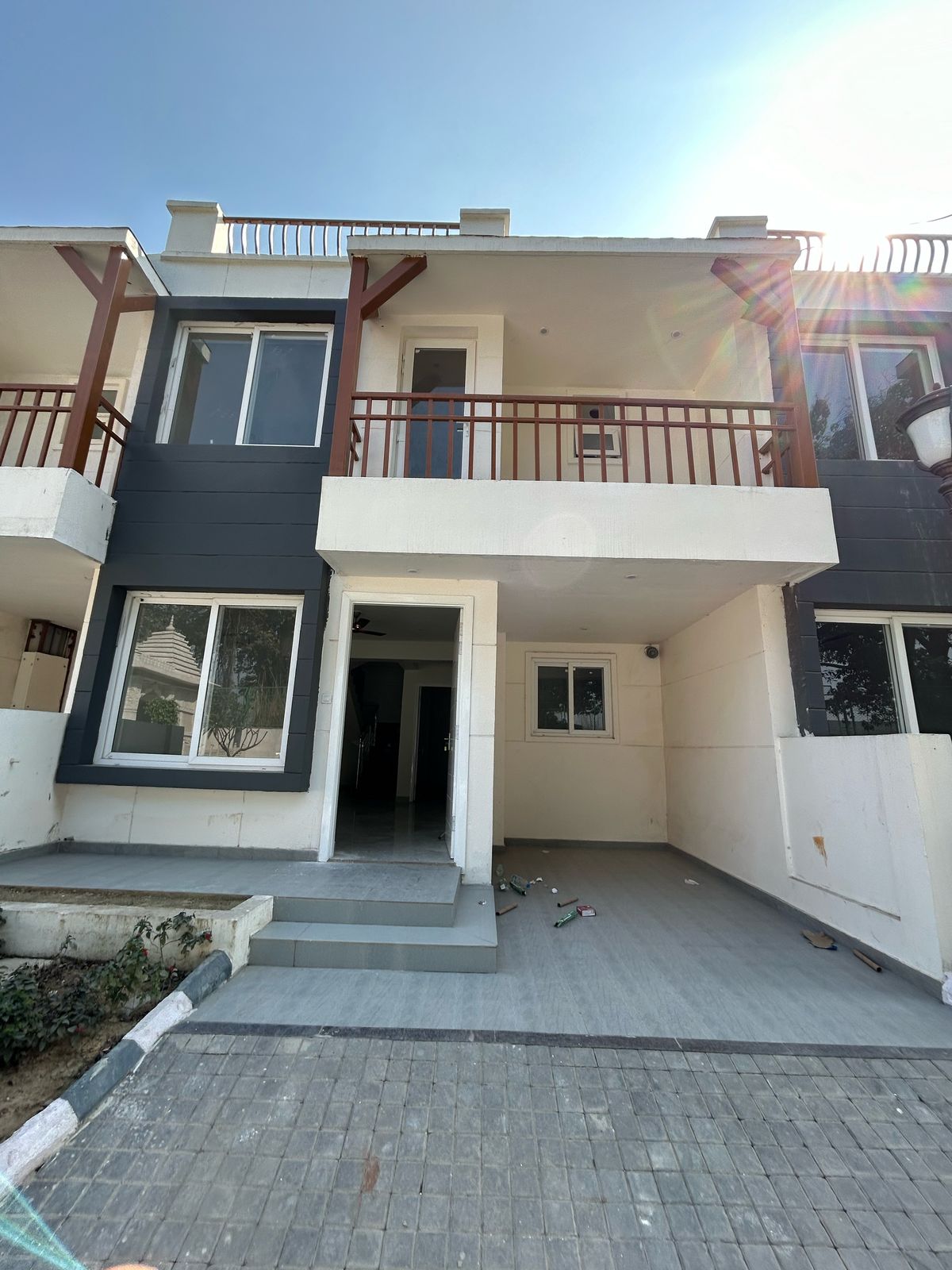 House for Rent in Sultanpur Road, Lucknow | 3BHK in Sanfran Estate