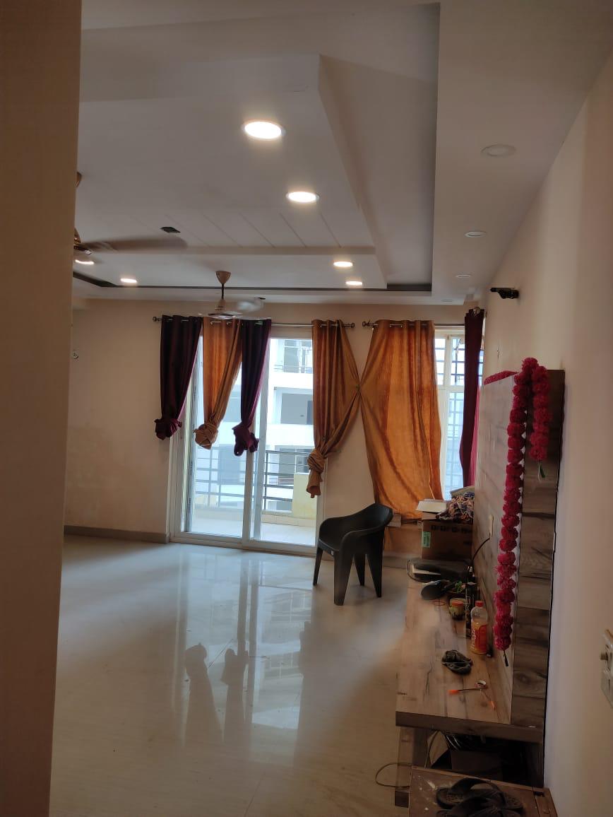 2 BHK Flats for Rent in Lakshya Heights Sushant Golf City Lucknow