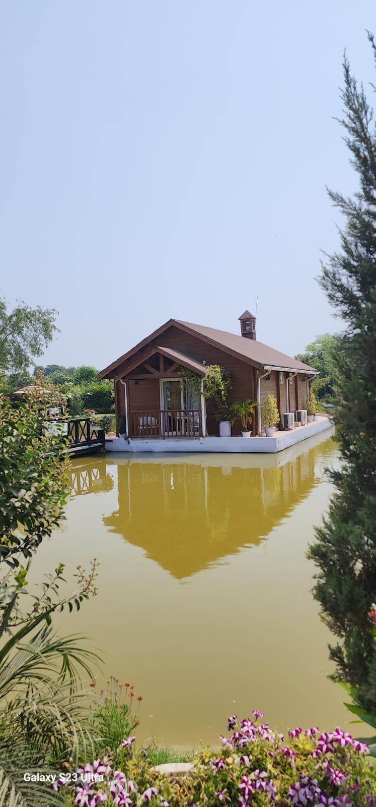 Saketa Rama: Luxurious Farmhouses Near Lucknow for Elite Living