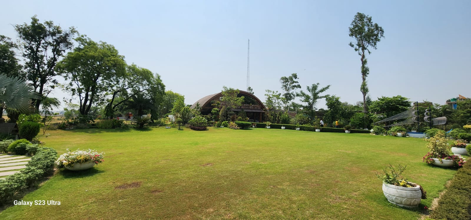 Saketa Rama: Luxurious Farmhouses Near Lucknow for Elite Living