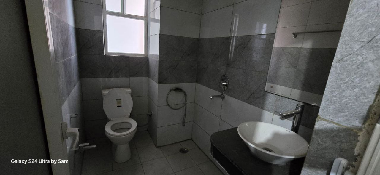 3-BHK Flat-Surat Residency-Vridavan Yojna, Shaheed Path