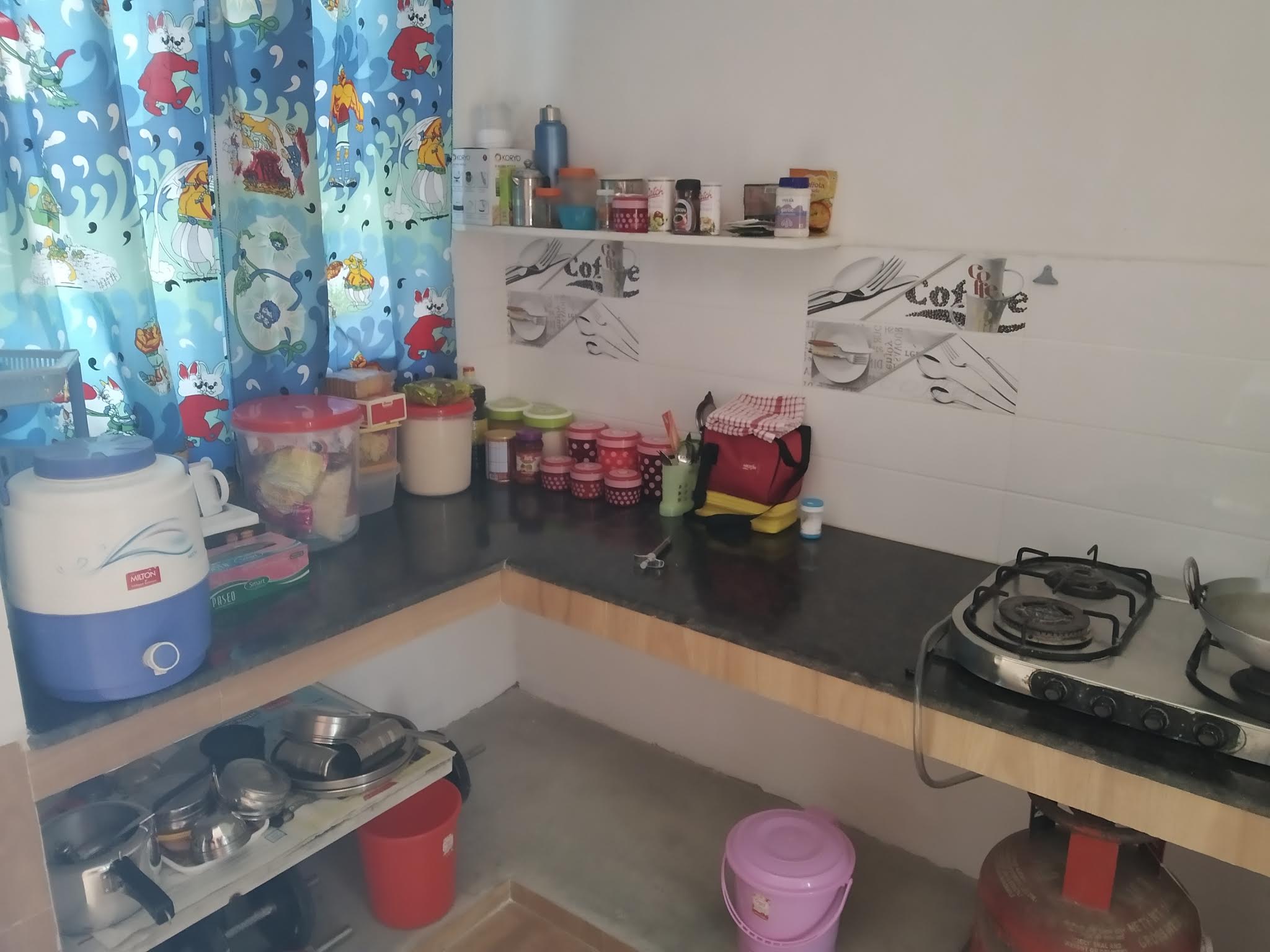 1 BHK for rent in Vineet khand 6