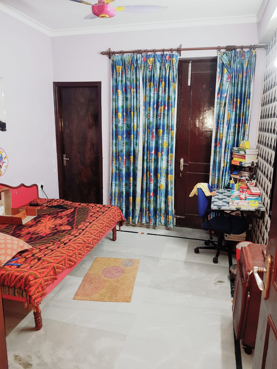 3 BHK SPECIOUS FLATS FOR RENT