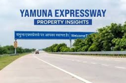 Best commercial property on Yamuna Expressway 2026