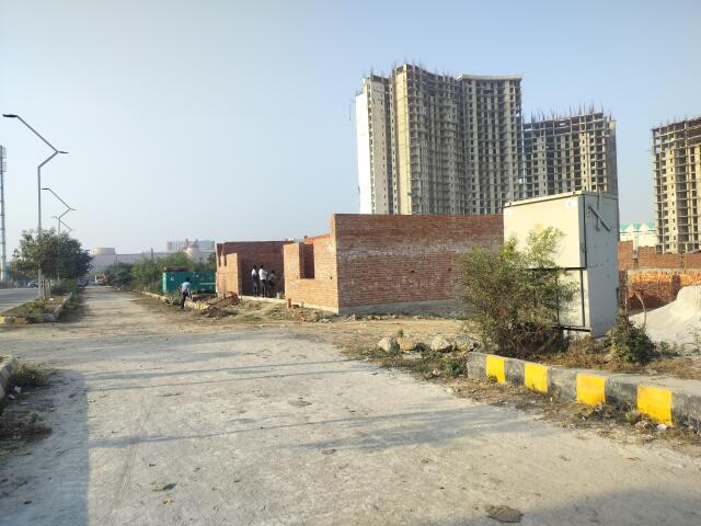 Ultra-Luxury 4 BHK Flats in Gomti Nagar, Lucknow - Purvanchal Royal Atlantis