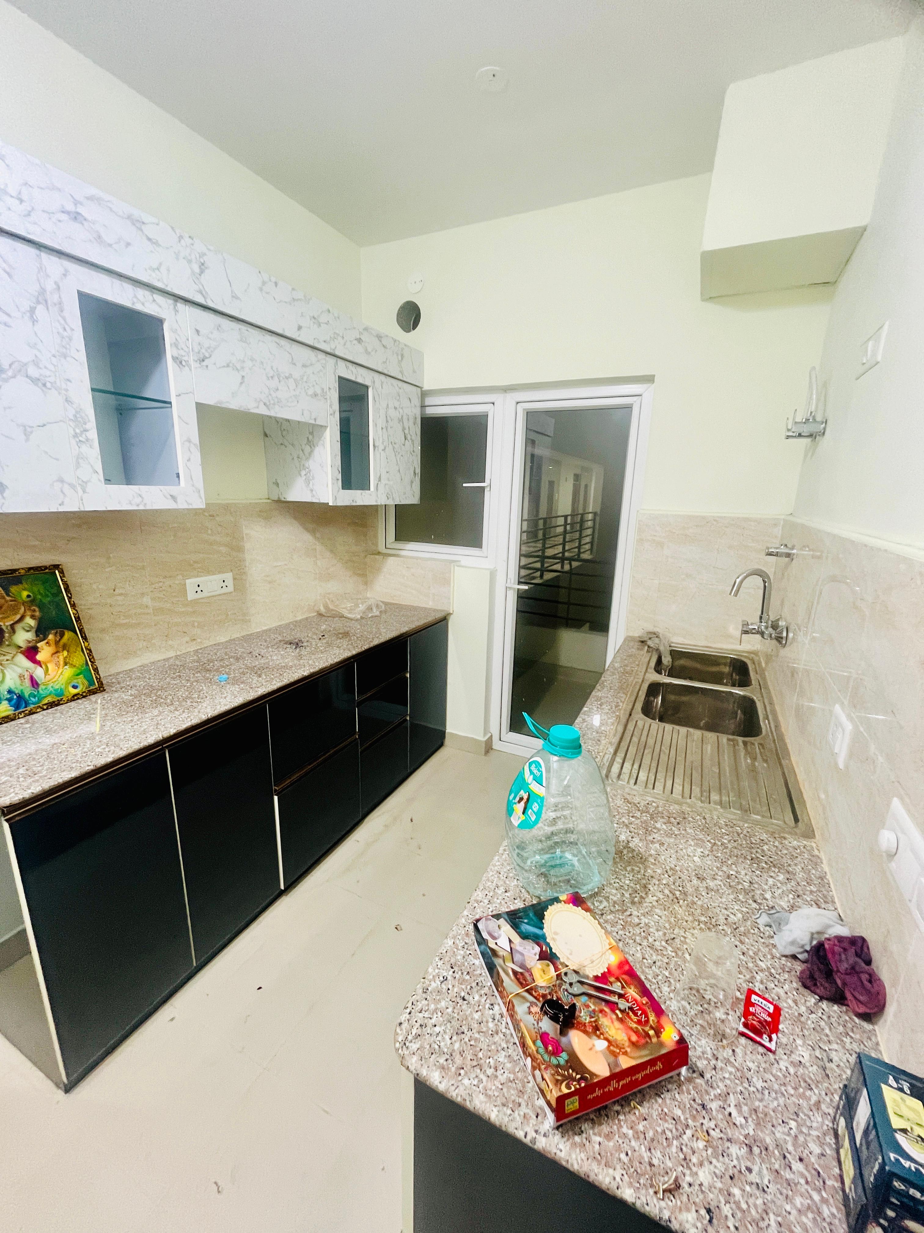 3 BHK flats for rent in Sushant Golf City, Lucknow