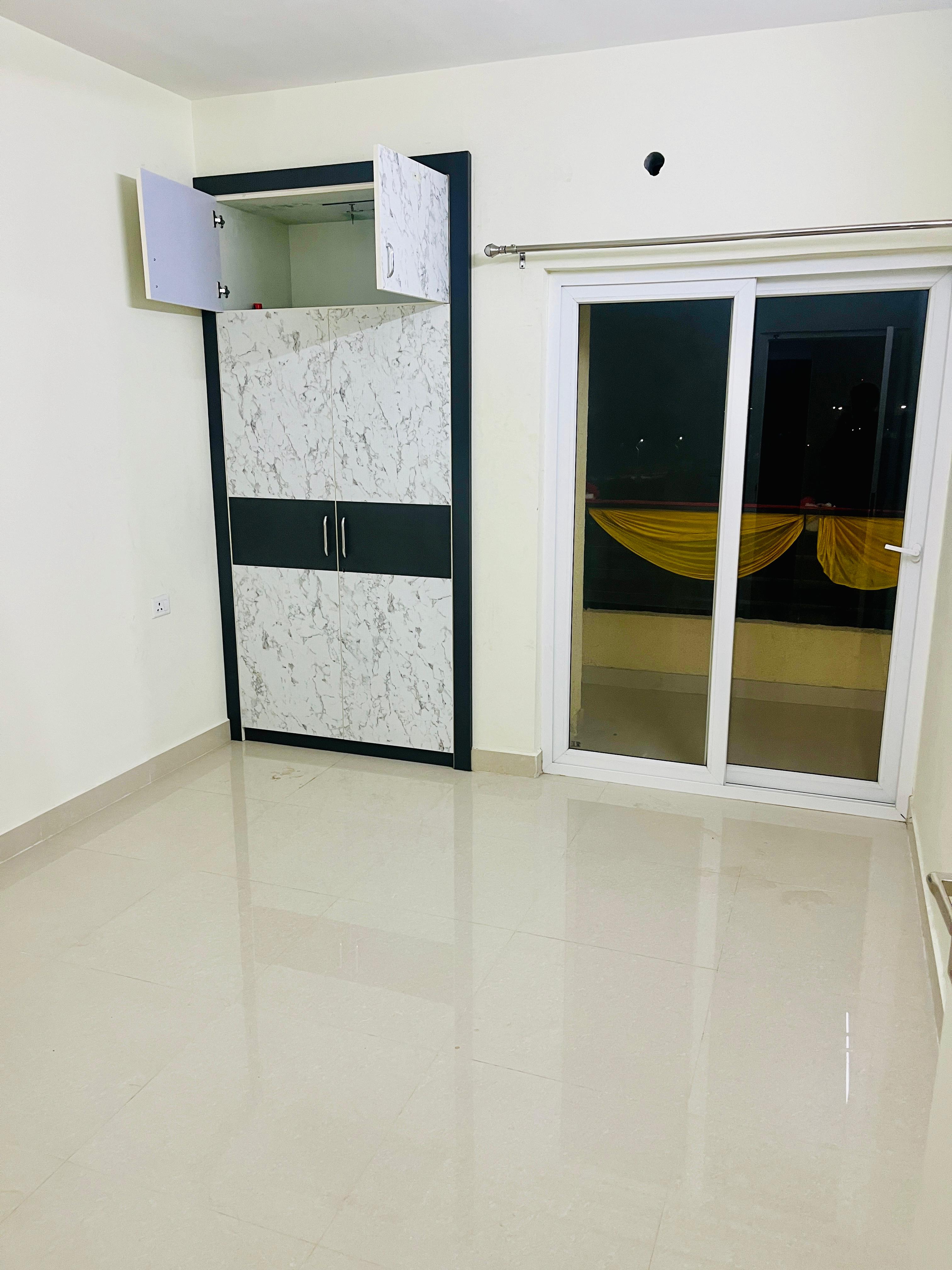 3 BHK flats for rent in Sushant Golf City, Lucknow