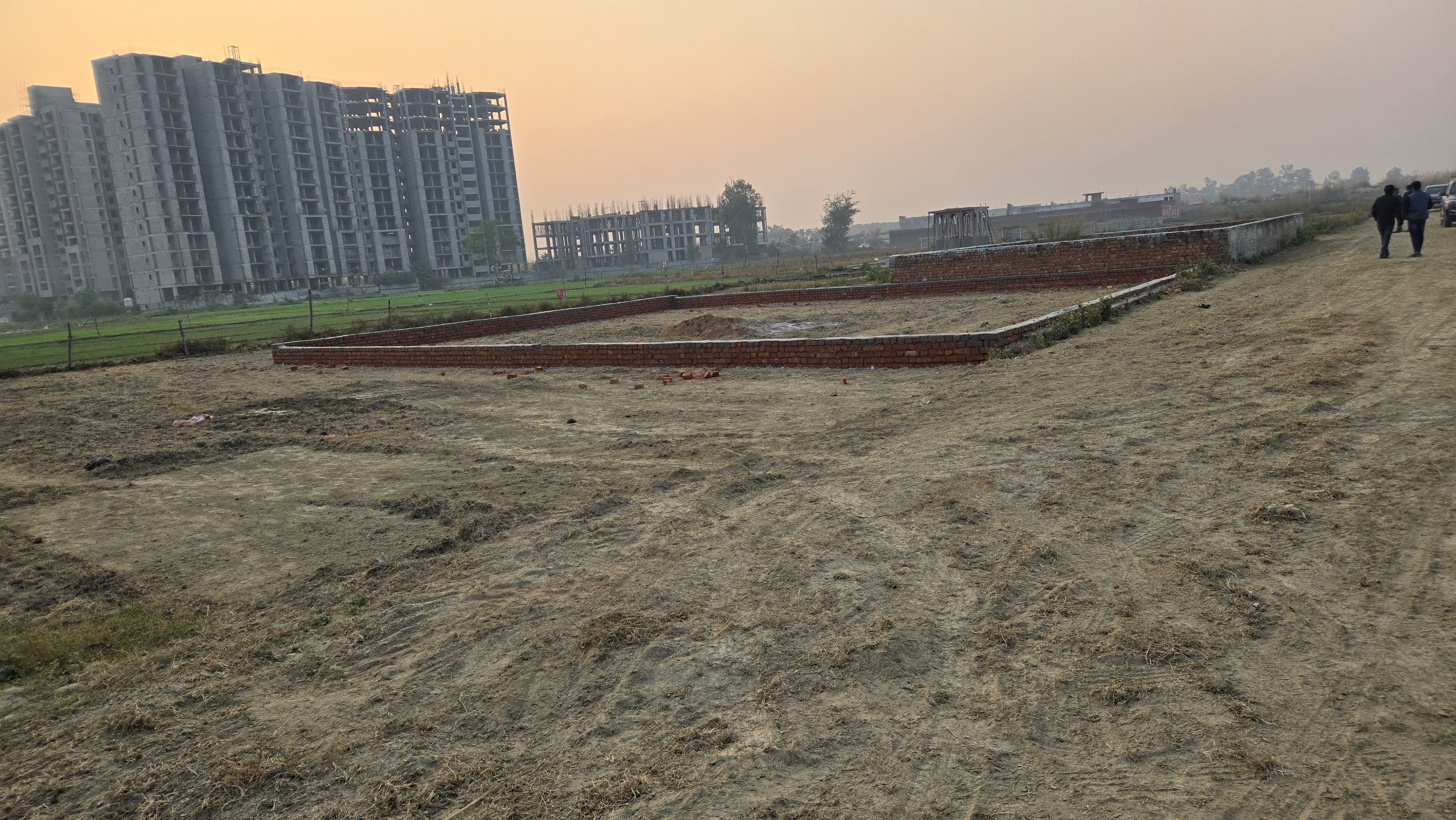Buy Residential Plots for sale in Sultanpur Road, Lucknow with Property Kumbh