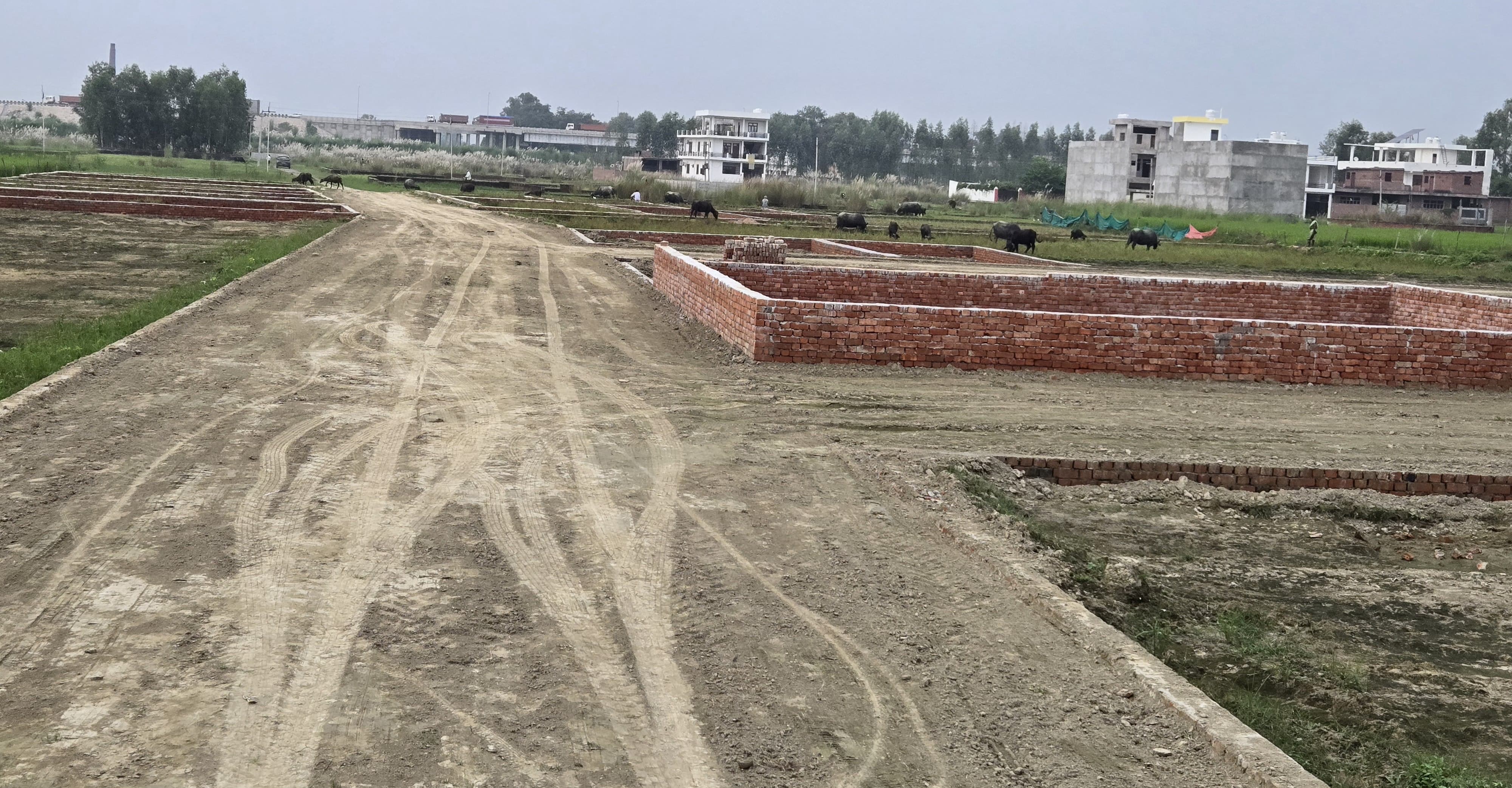 Buy Residential Plots for sale in Sultanpur Road, Lucknow with Property Kumbh