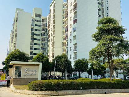 Premium 3 BHK Flats in Sushant Golf City Lucknow for Resale