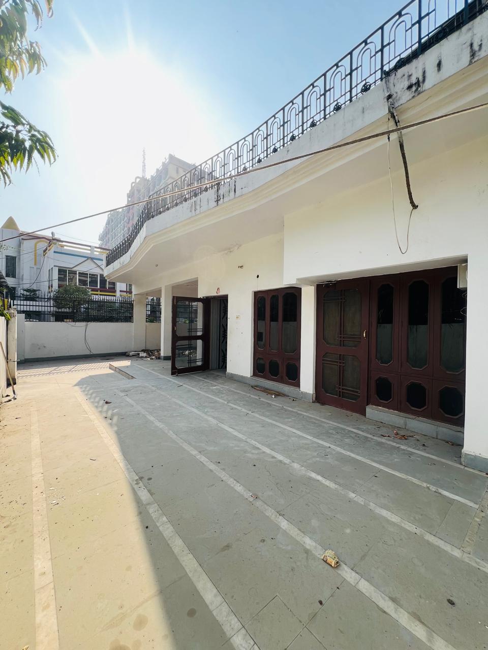 Spacious 3400 Sq.ft House for Sale Behind Sushma Hospital, Indira Nagar, Lucknow