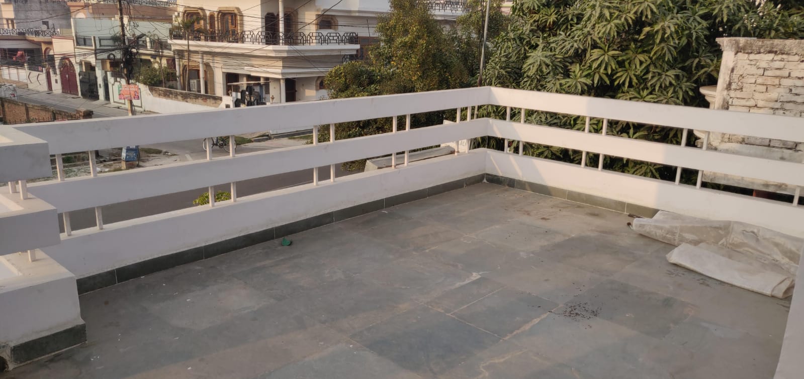Semi Furnished 3BHK Independent House for Rent in Aliganj Sector E – Spacious, Affordable, and Prime Location