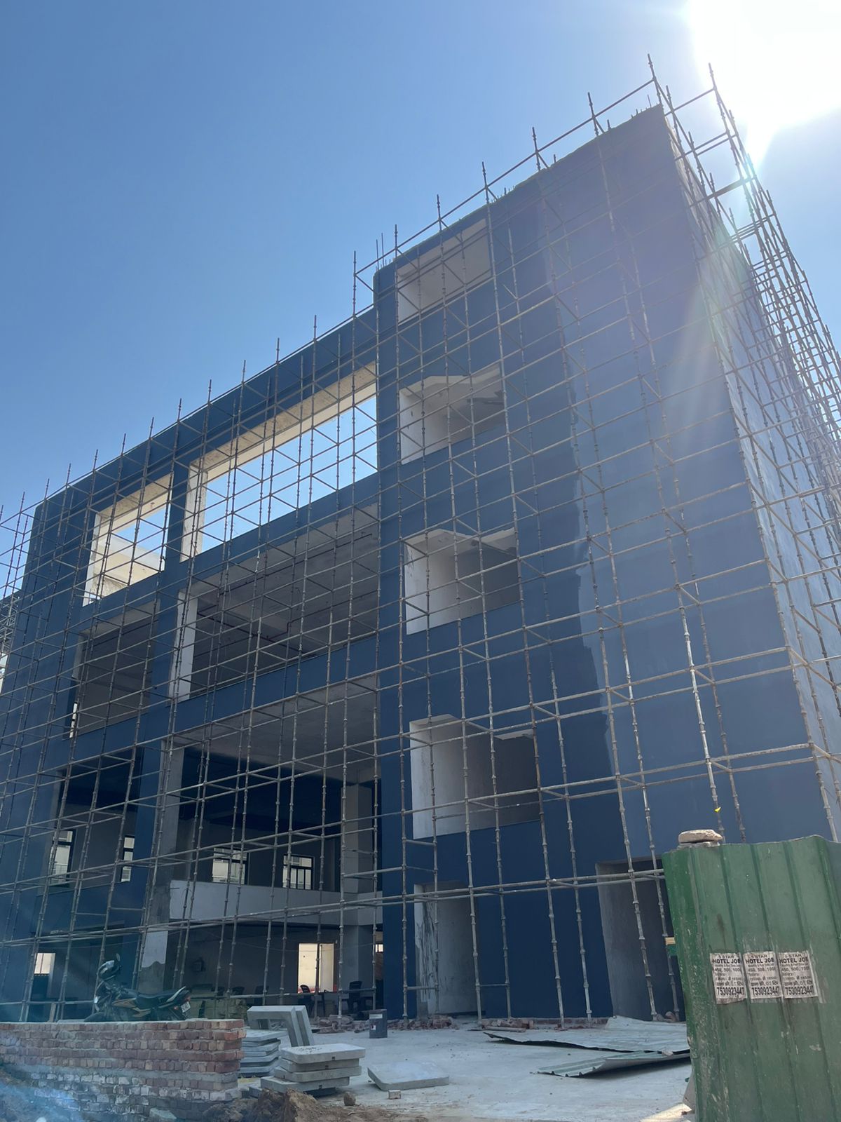 Commercial Property for Rent/Lease in Sector 16, Gurgaon