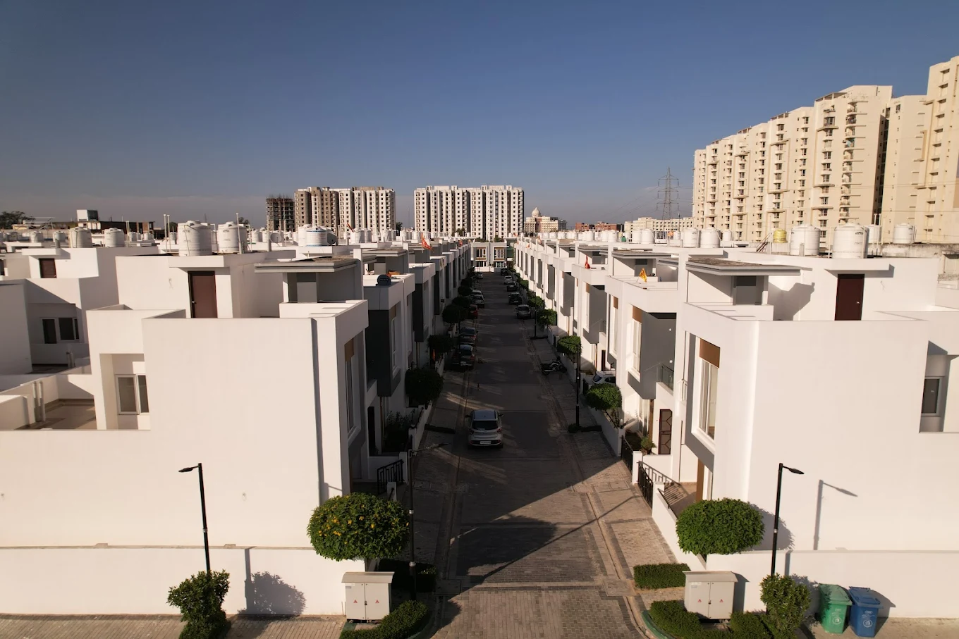 Villas/Flats for Rent in Viraj Lotus Enclave Lucknow 2025