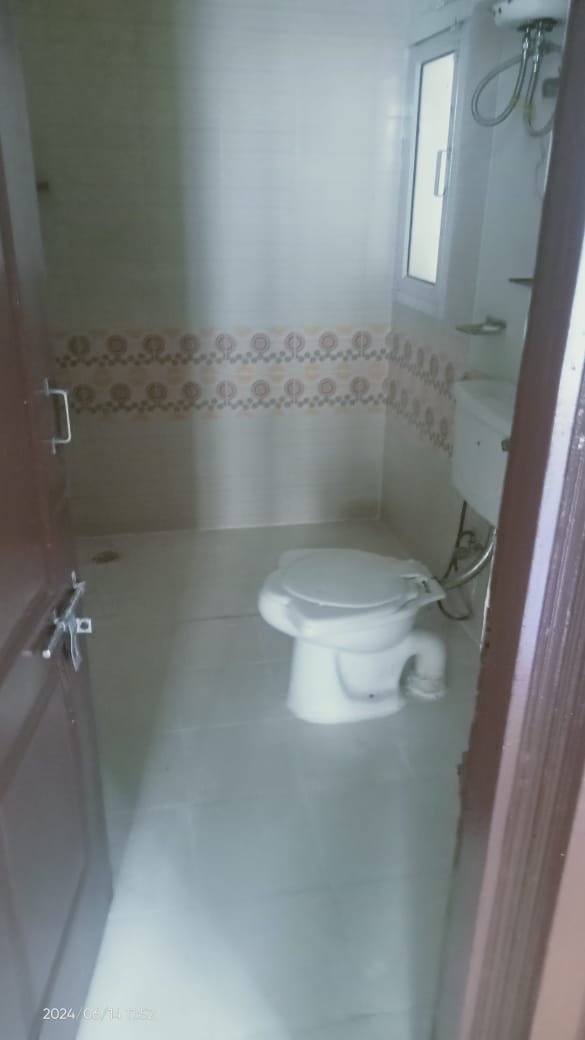 2 BHK Flats for Resale in Celebrity Gardens, Sushant Golf City, Lucknow
