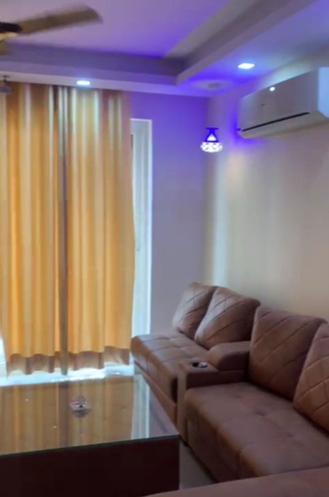 3 BHK Flats for Resale in Shalimar One World Belvedere Court