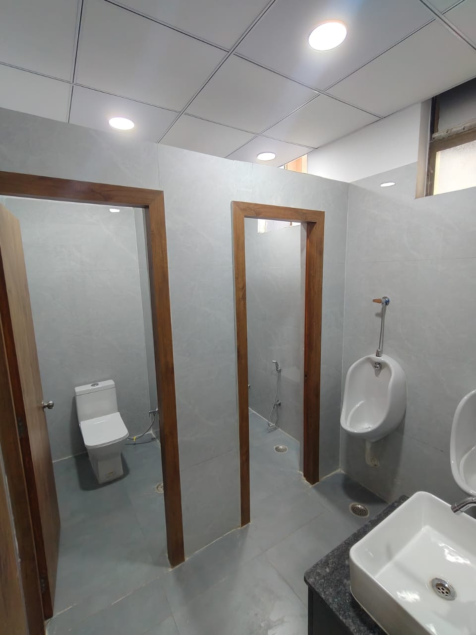 Fully Furnished Office Space for Rent in Sector 2, Noida: Your Ideal Business Hub