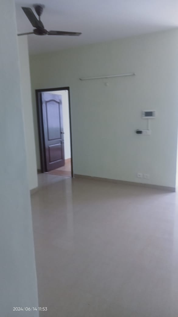 2 BHK Flats for Resale in Celebrity Gardens, Sushant Golf City, Lucknow