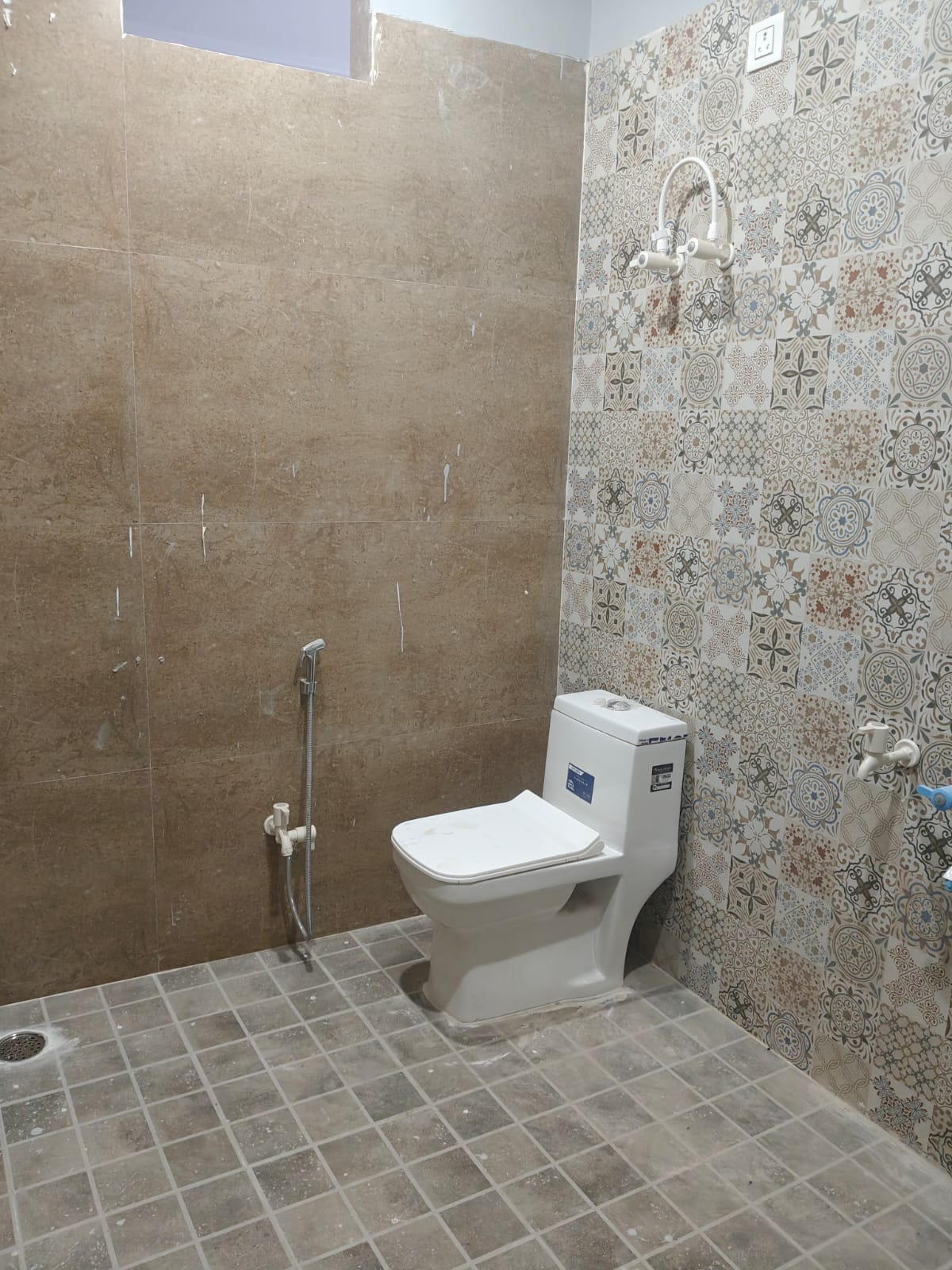 Spacious 2BHK Independent Floor for Rent in Awas Vikas 3, Kalyanpur, Kanpur