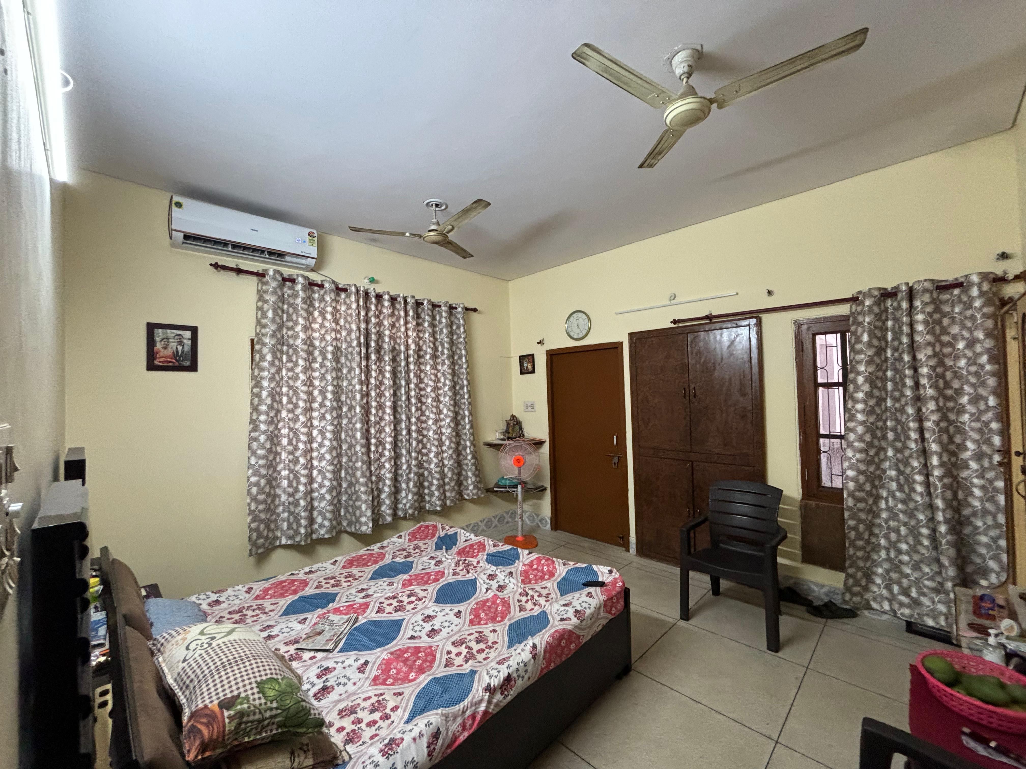 Independent Houses for Sale in Jankipuram, Lucknow