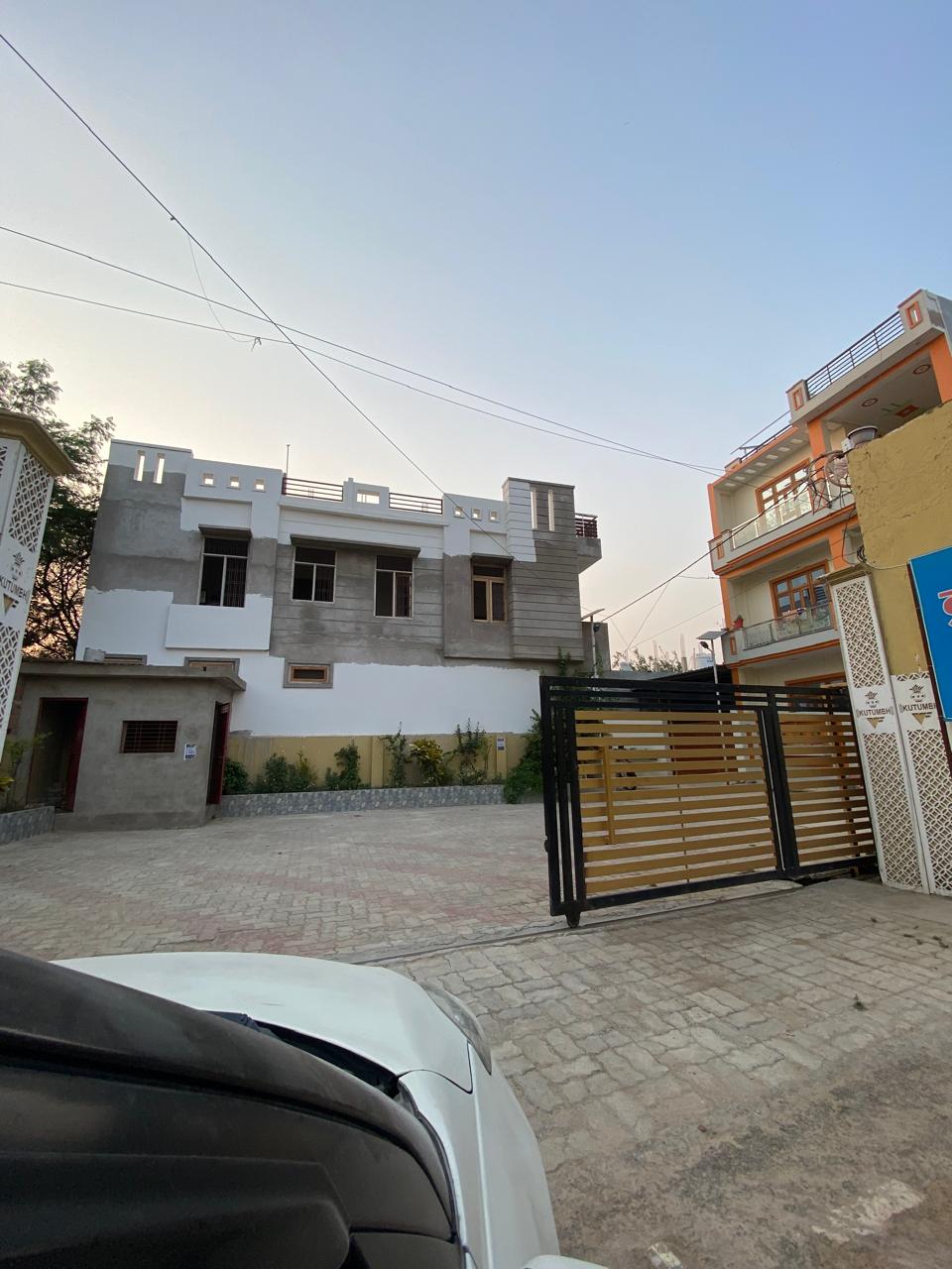 2200sqfeet Ready to Lease ,600m Distance NEAR MEDANTA HOSPITAL