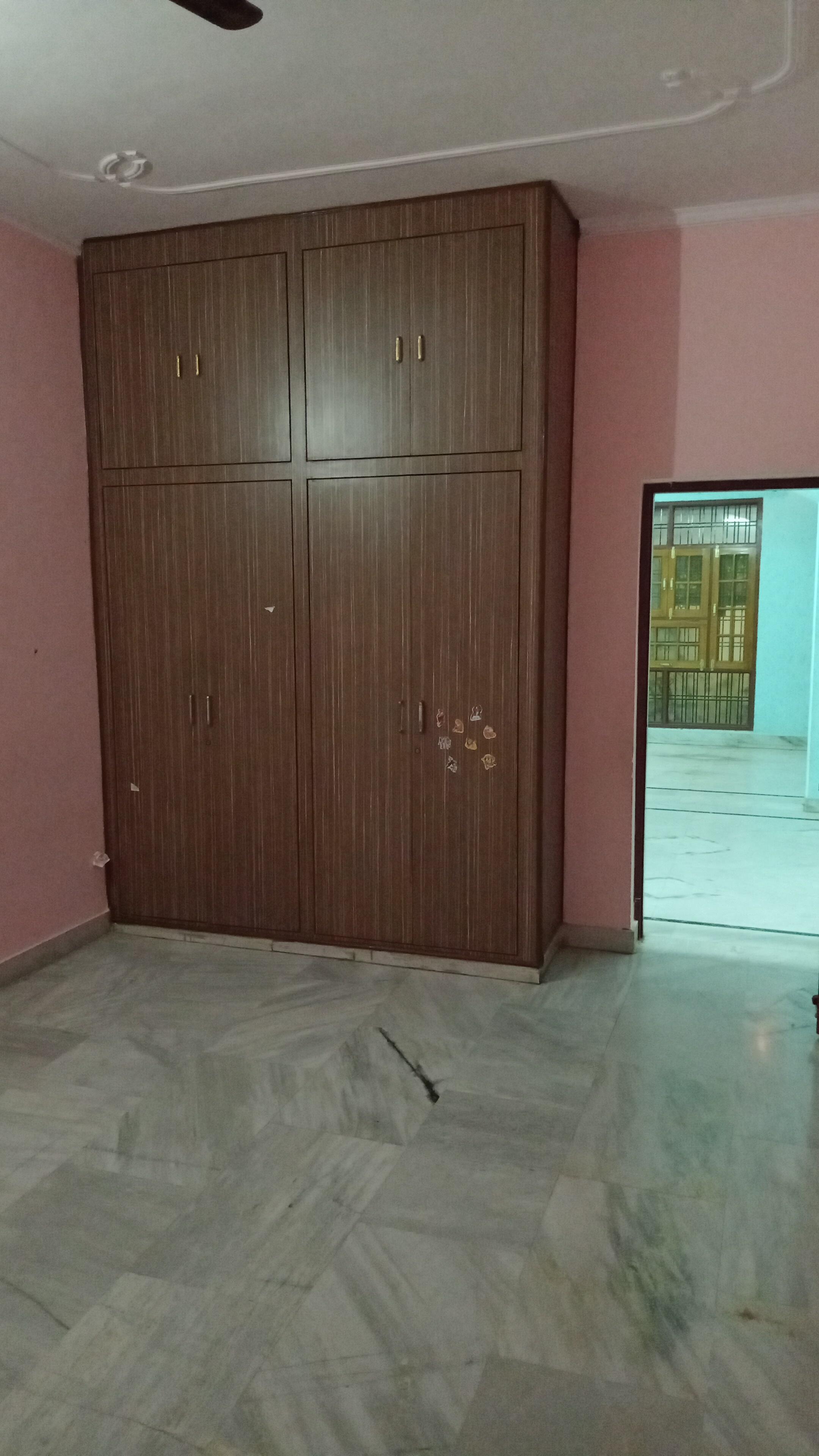 2 BHK Ground Floor Independent House Available for Rent