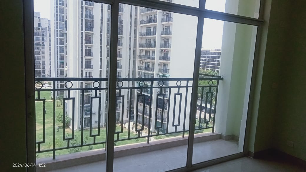 2 BHK Flats for Resale in Celebrity Gardens, Sushant Golf City, Lucknow
