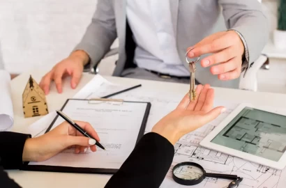 Best Property Consultant in Noida for Commercial Investment