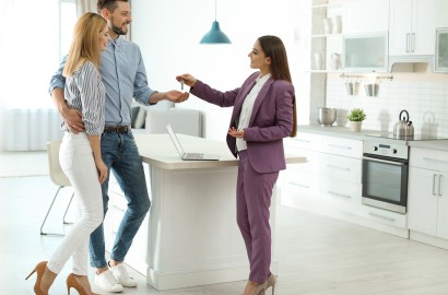 Best Real Estate Agents in Dubai: Partner with Property Kumbh for Your Dream Property