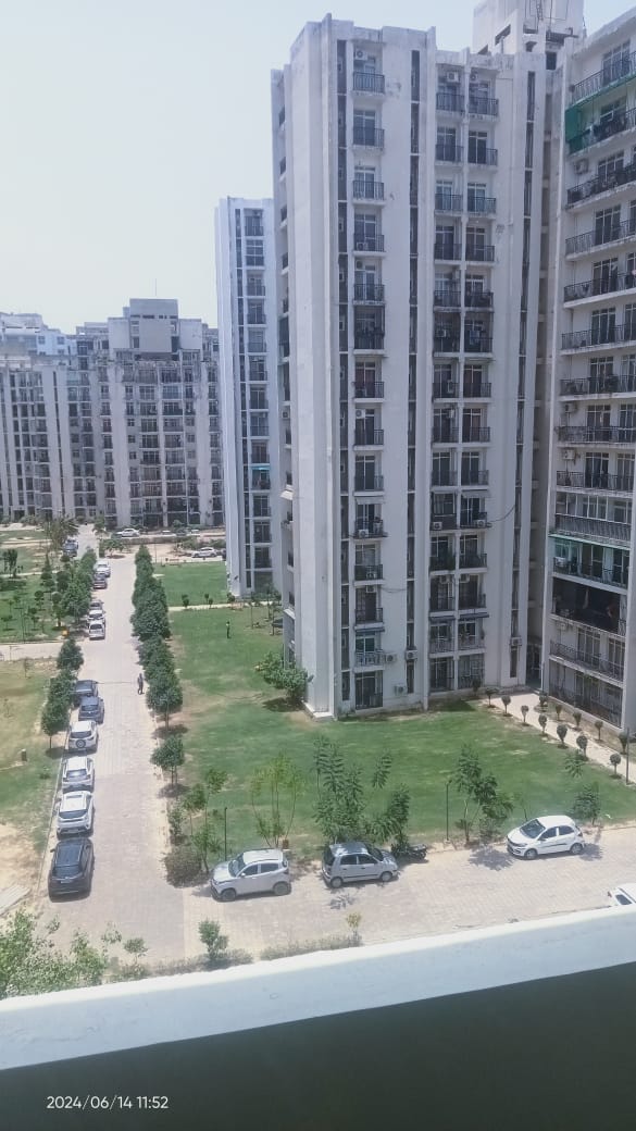 2 BHK Flats for Resale in Celebrity Gardens, Sushant Golf City, Lucknow