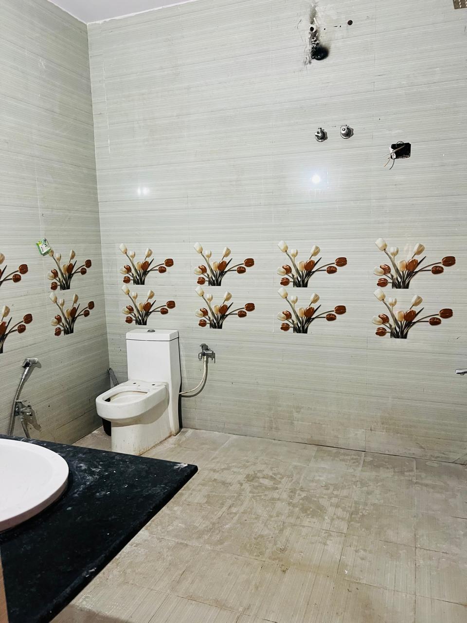 Spacious 3400 Sq.ft House for Sale Behind Sushma Hospital, Indira Nagar, Lucknow