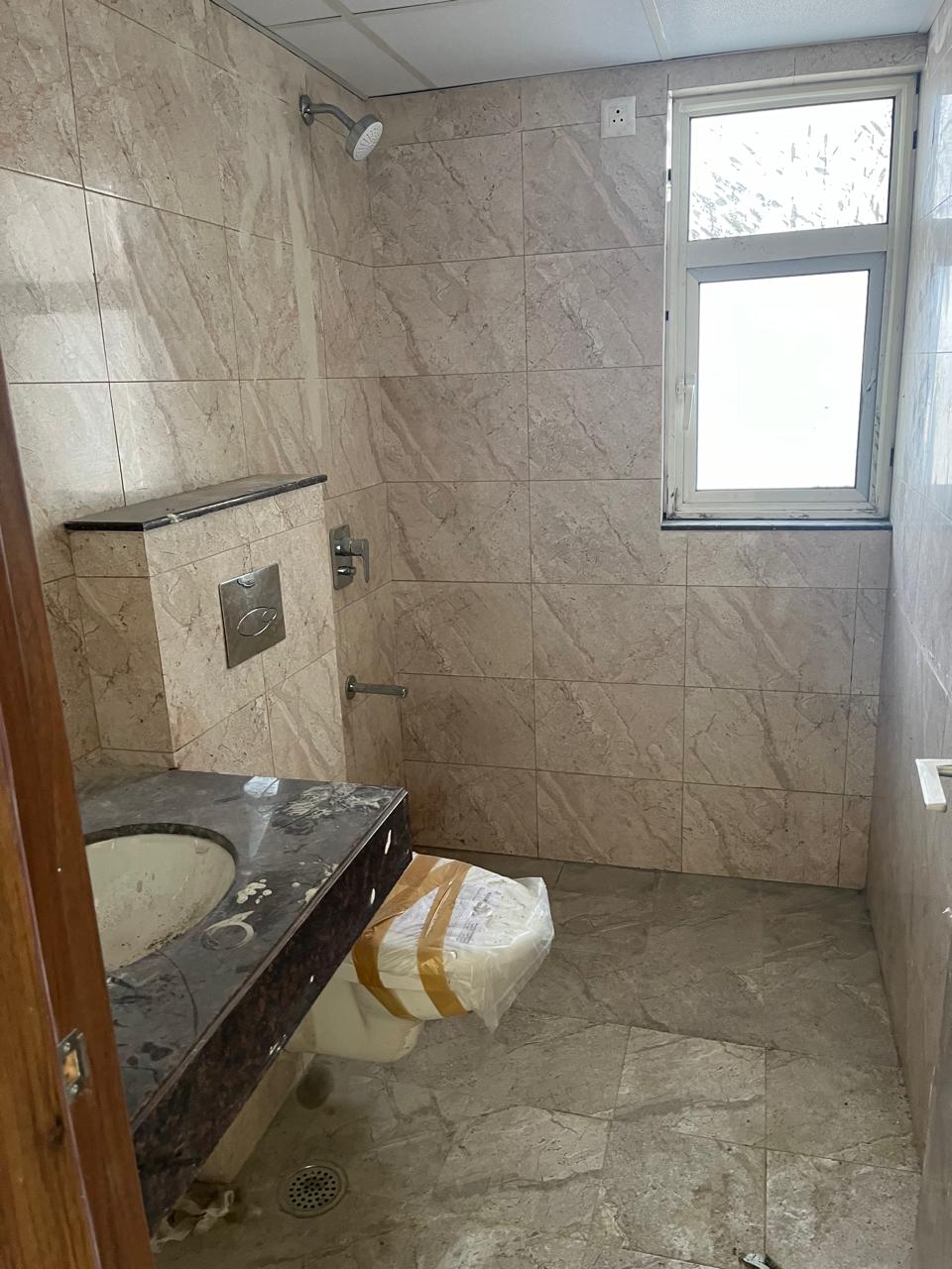 3 BHK Flats for Sale in Experion Capital, Lucknow